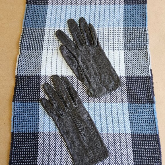 Black women's gloves & multicolor muffler - Picture 1 of 6